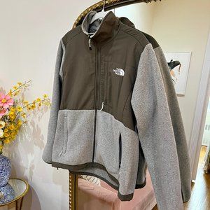 The North Face Women’s Denali Jacket / Size L